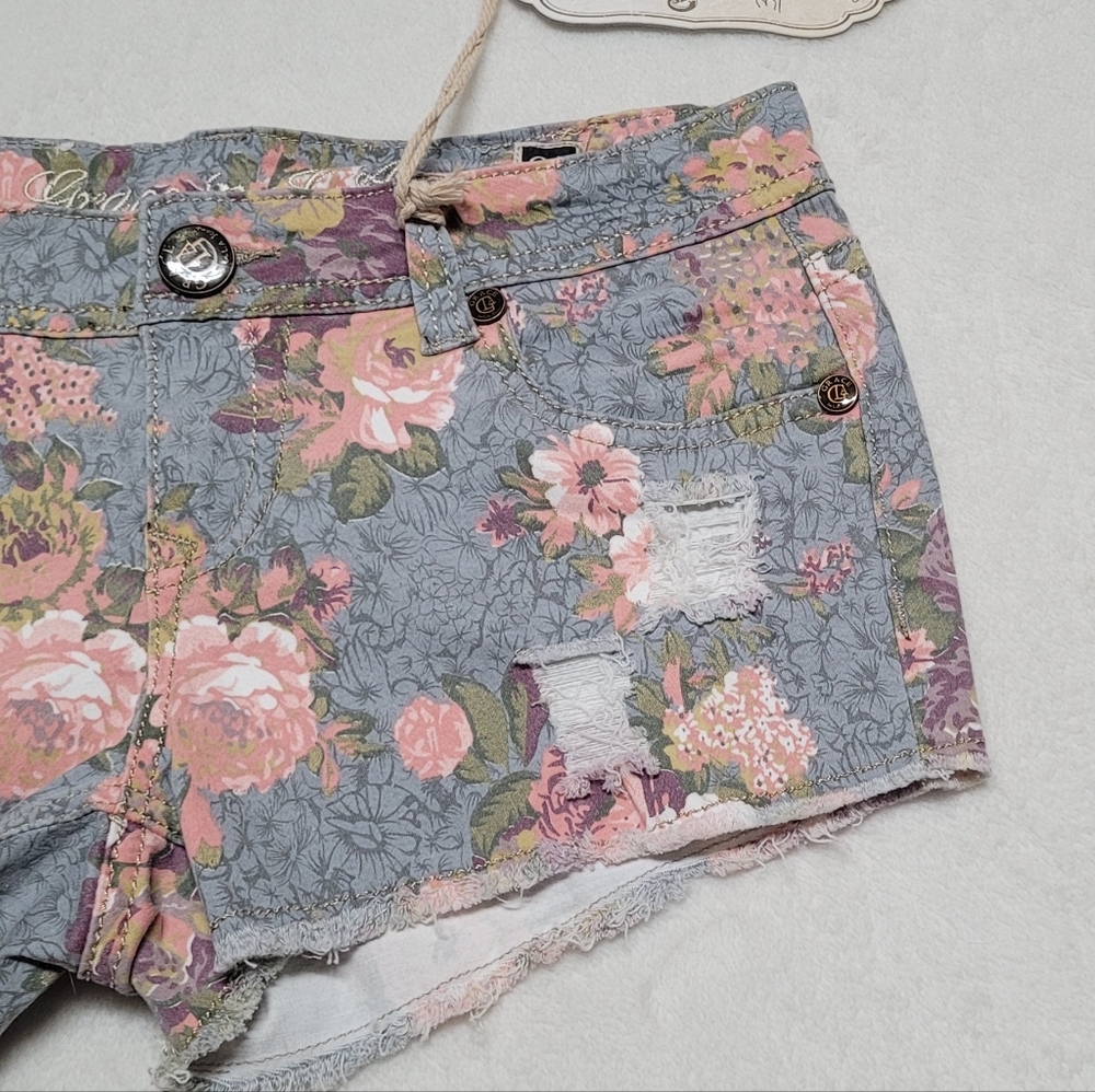 Grace in LA New Gray Pink Floral Distressed Raw Cut Micro Mini Denim Shorts 3/25 - Picture 4 of 10